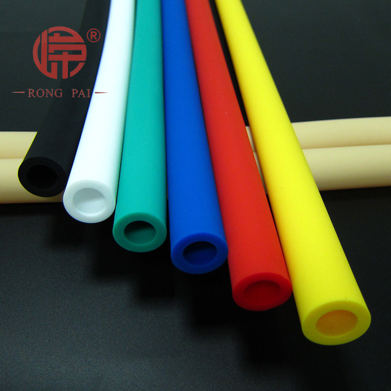 設(shè)備摩擦導(dǎo)致軟管常破？嶸牌硅膠管外覆耐磨層，壽命提升3倍！